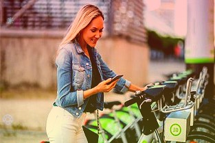 戴欣苗女士将继续履行独立董事及其在各相关董事会专门委员会中的职责