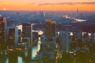 世茂服务与海亮物业战略合作两周年：创建“一体化运营”机制，携手同行共赢未