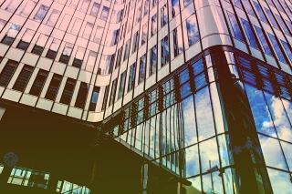 中交地产发布关于对外提供财务资助的公告